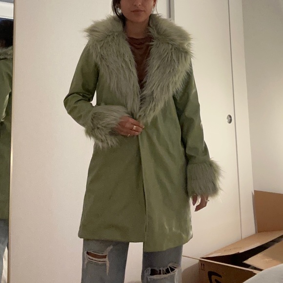 Show Me Your MuMu Green Leather jacket with Green Fur Lapel - Picture 3 of 6